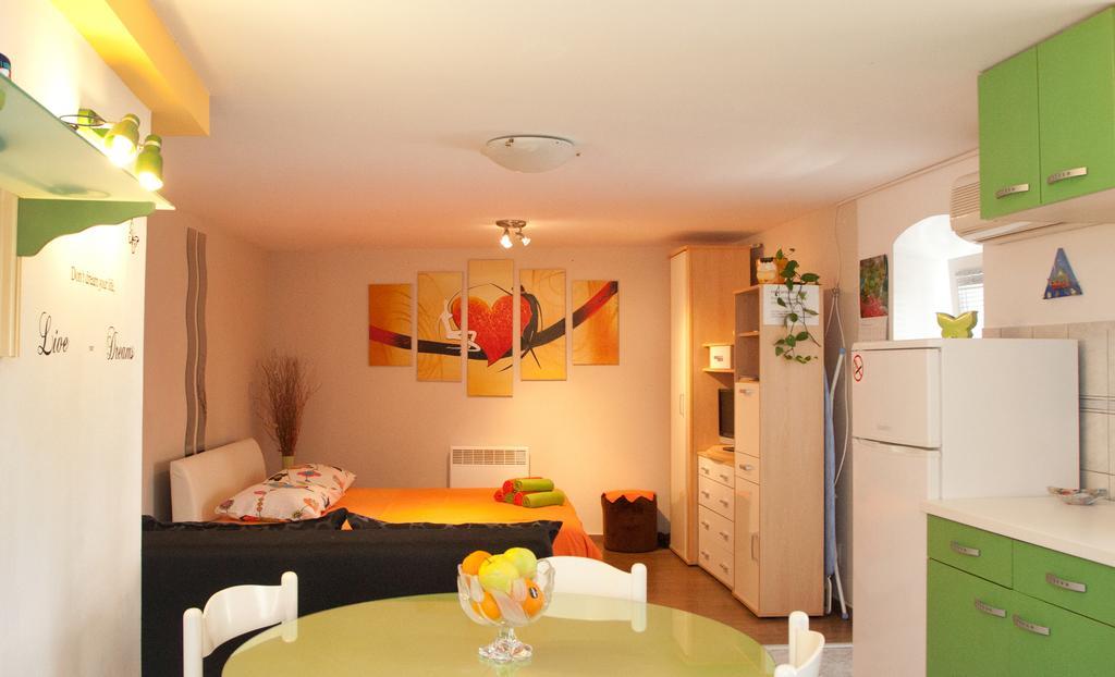 Paradise Apartment With Big Sunny Terrace In The Old Town, Few Meters From The Sea & Riva Promenade Split Room photo